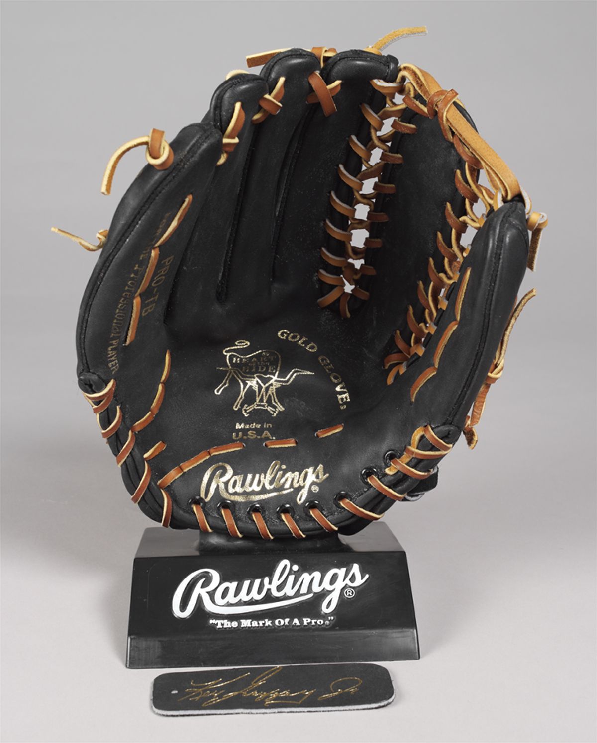 Baseball Glove worn by Ken Griffey Jr.