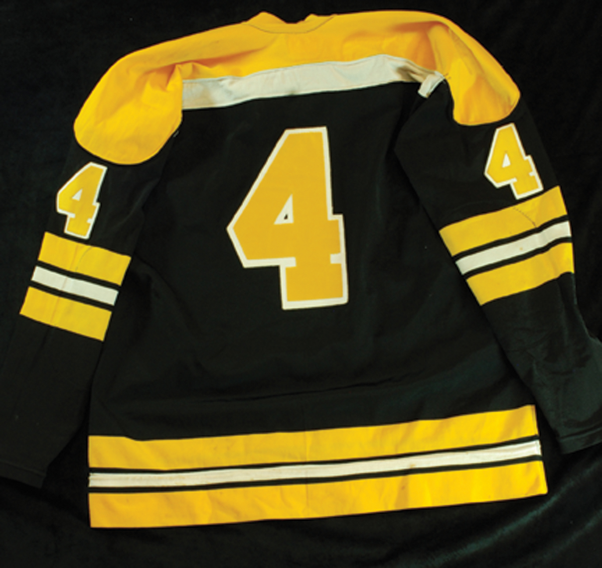 Frosty's Hockey World - Boston Bruins Jersey History - 1976-1977