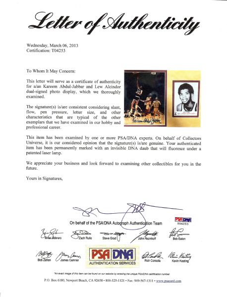 Kareem Abdul-Jabbar/Lew Alcindor Dual-Signed Photo Display (PSA/DNA)
