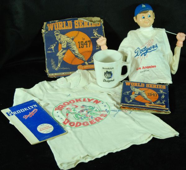 Brooklyn Dodgers Vintage Memorabilia Collection (5)