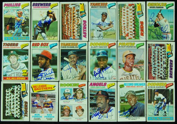 1977 Topps Baseball Partial Set, 57 Percent Signed (336)
