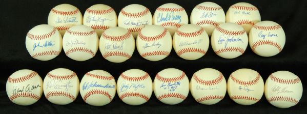 1957 Milwaukee Braves Single-Signed Baseballs (21)