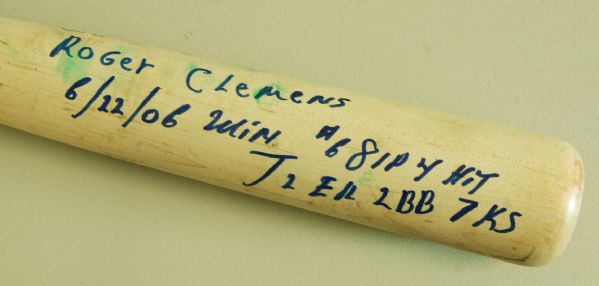 Francisco Liriano Signed 2006 Game-Used Max Bat (vs. Roger Clemens)