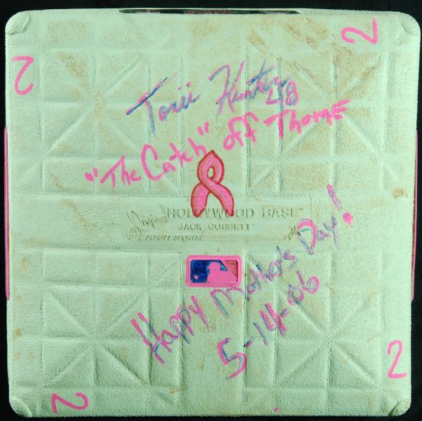 2006 Game-Used Metrodome Base Signed by Torii Hunter The Catch Off Thome, Happy Mother's Day 5-14-06