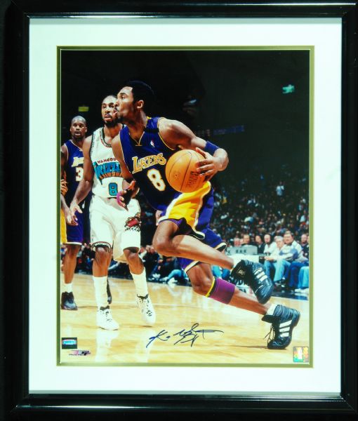 Kobe Bryant Signed 16x20 Framed Photo (full signature)