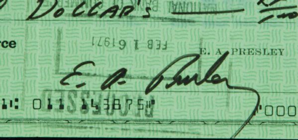 Elvis Presley Signed Personal Check (1971) to Memphis Mafia Member (PSA/DNA)
