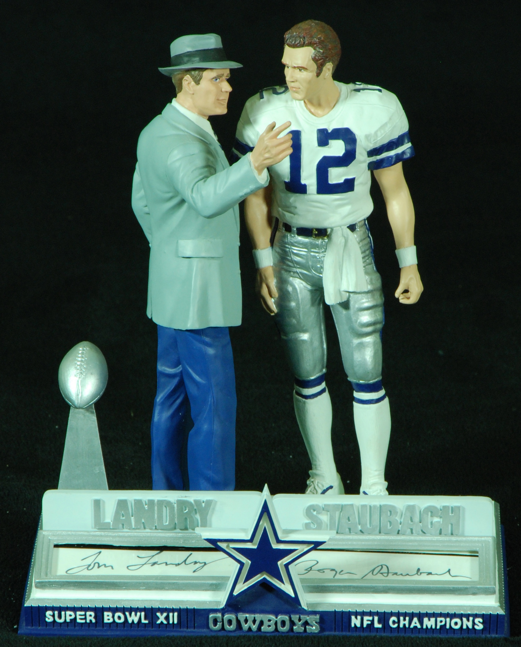 Roger Staubach Dallas Cowboys Signed 8x10 Talking w/ Landry Photo - Fa –  Super Sports Center