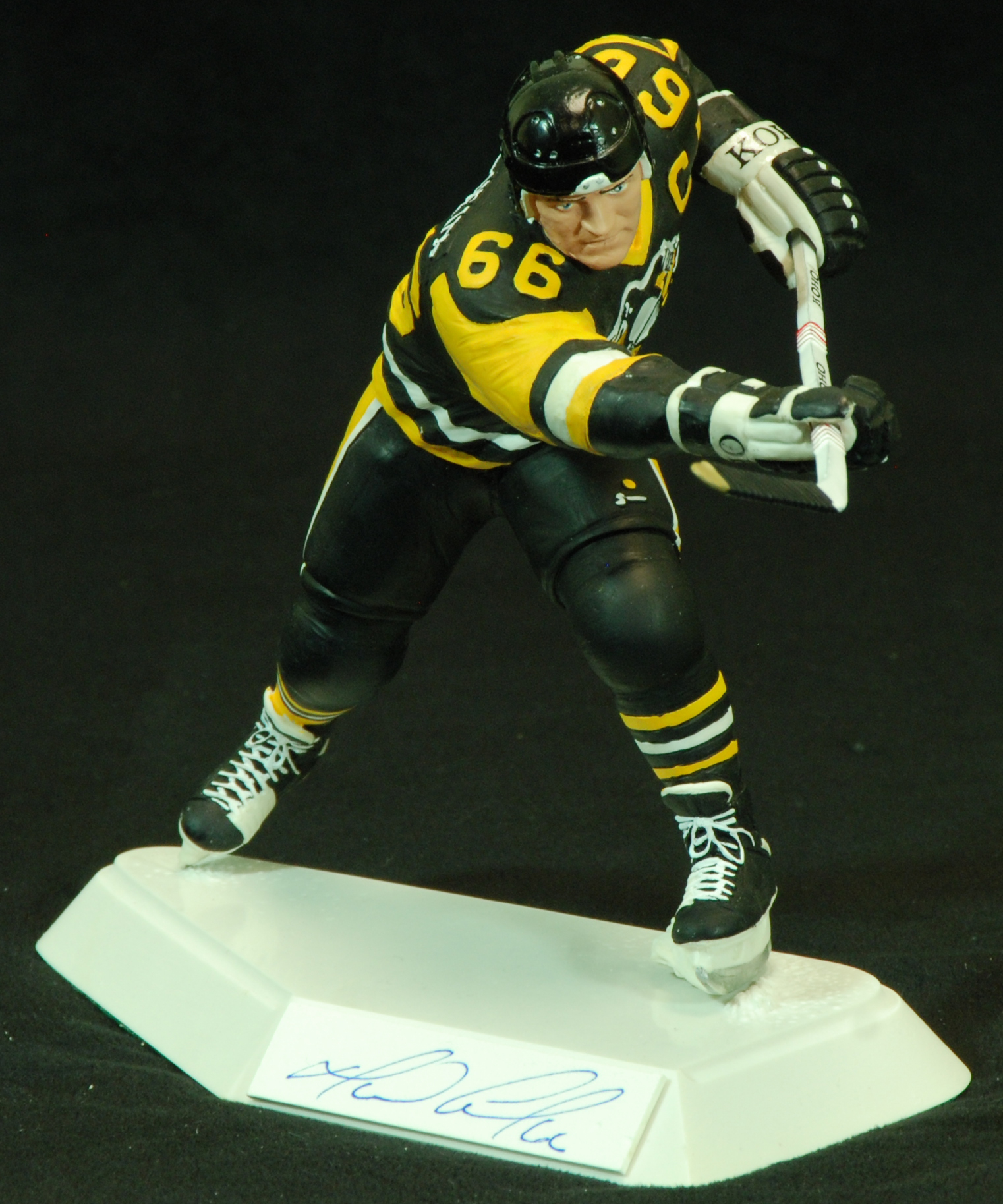 MARIO LEMIEUX Pittsburgh Penguins SIGNED Autograph JERSEY PSA COA
