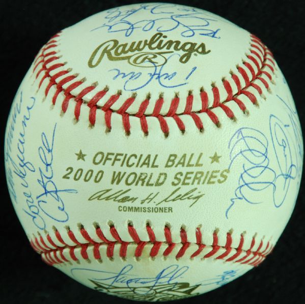 2000 New York Yankees World Champions Team-Signed World Series Baseball (32) (JSA)