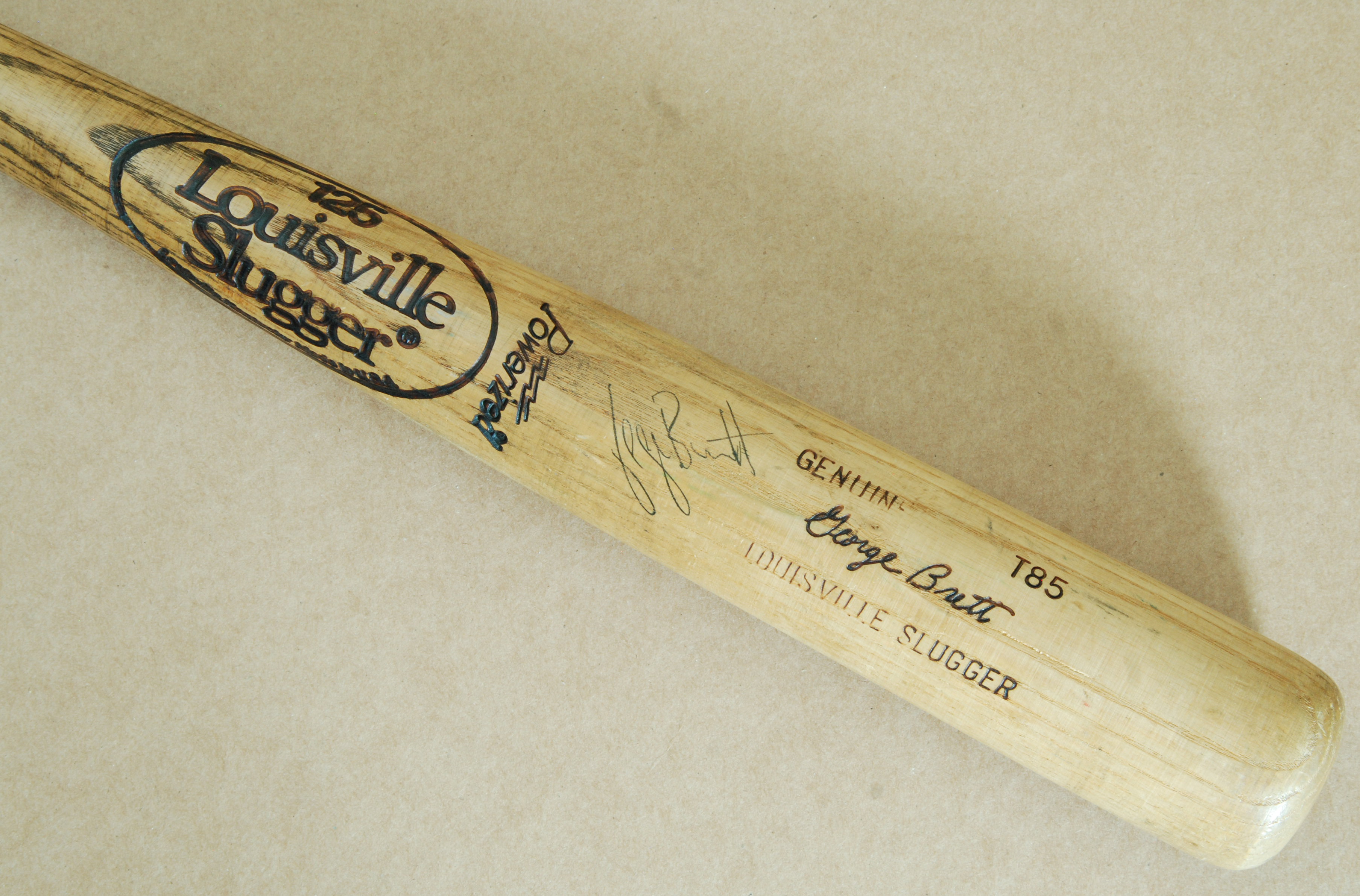 Lot Detail - George Brett 1980-83 Game-Used, Signed Louisville Slugger Bat  (MEARS A7) (PSA/DNA)
