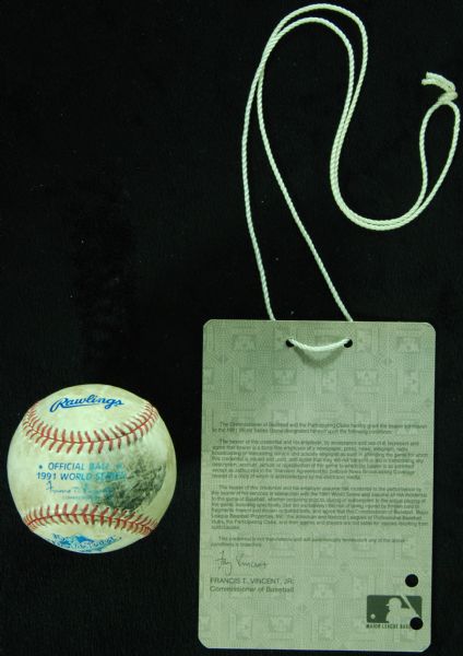 Kirby Puckett Signed 1991 World Series Game-Used Baseball & Press Pass (2)