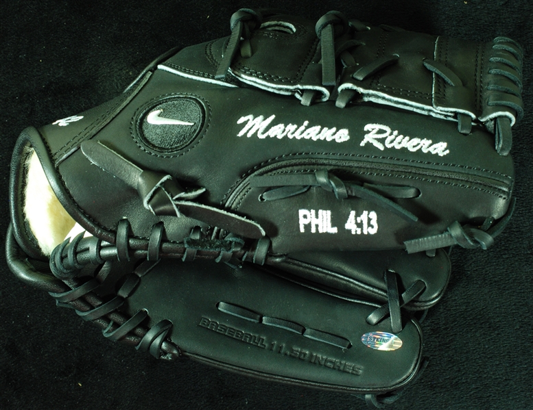 Mariano Rivera Signed Treasure Chest with Jersey, Cleats (2), Fielder's Glove, Cap (5 pieces) (6/8) (Steiner)