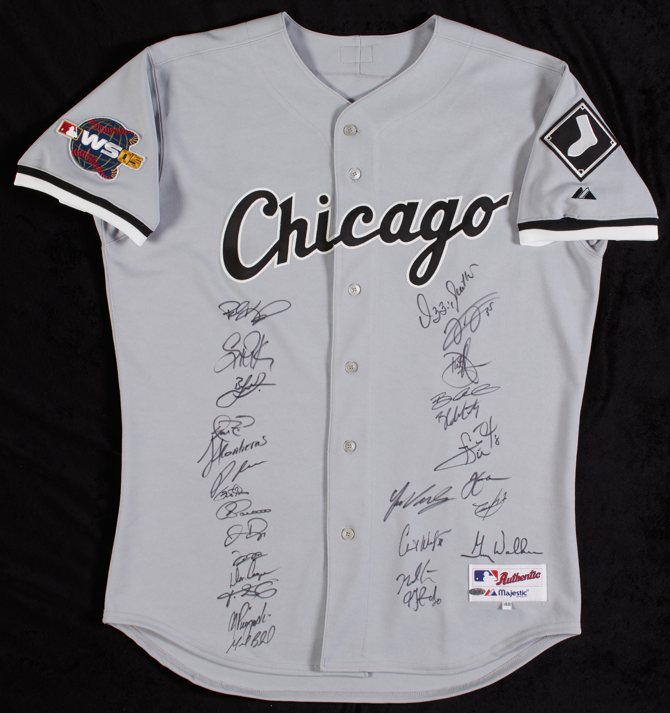 Lot Detail - 2005 Chicago White Sox World Champions Team-Signed Ozzie  Guillen Jersey (24) (Steiner)