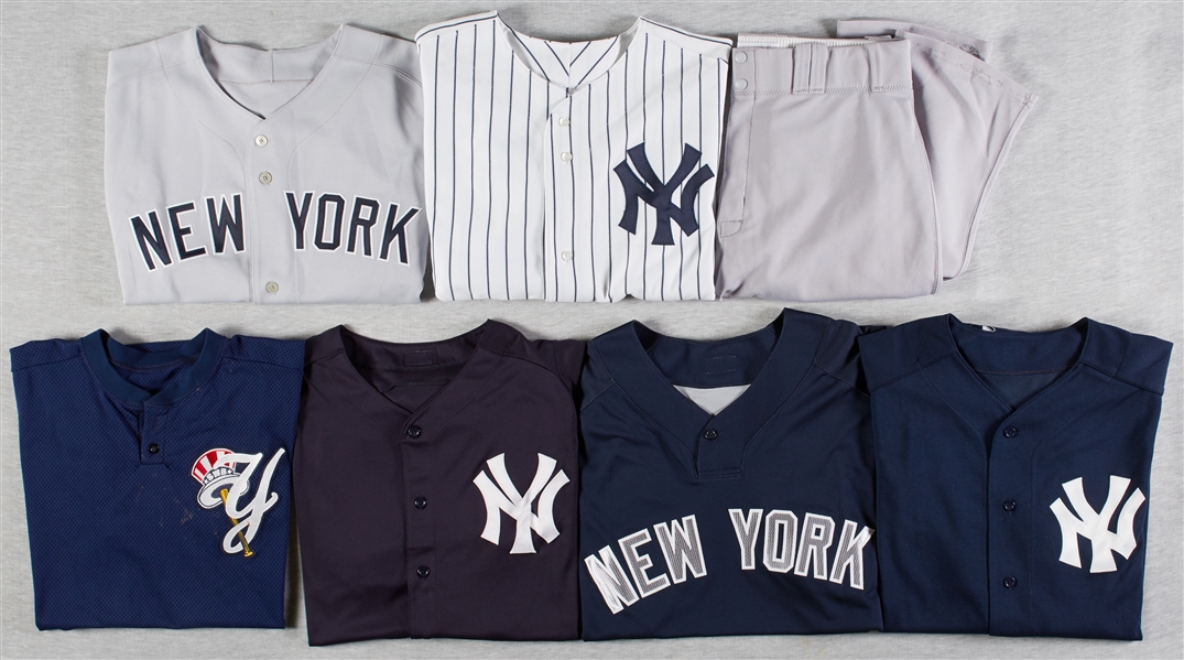 New York Yankees Game-Used Jerseys, Pants Group with Gardner, Melky Cabrera (7)