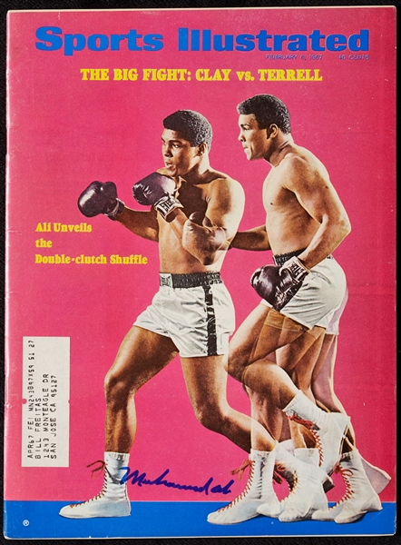 Muhammad Ali Signed Sports Illustrated (Jan. 6, 1967) (BAS)