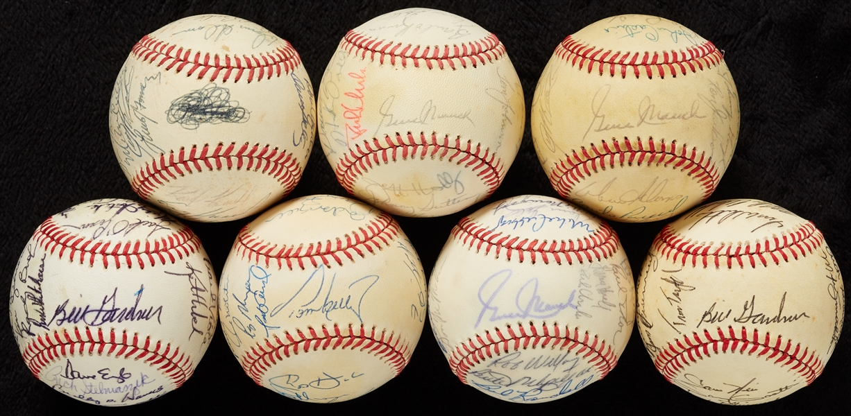 Minnesota Twins Team-Signed Baseballs (1977-1996) (7)