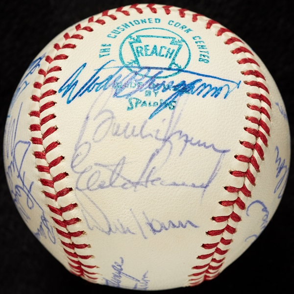 1972 New York Yankees Team-Signed OAL Baseball with Thurman Munson (25) (BAS)