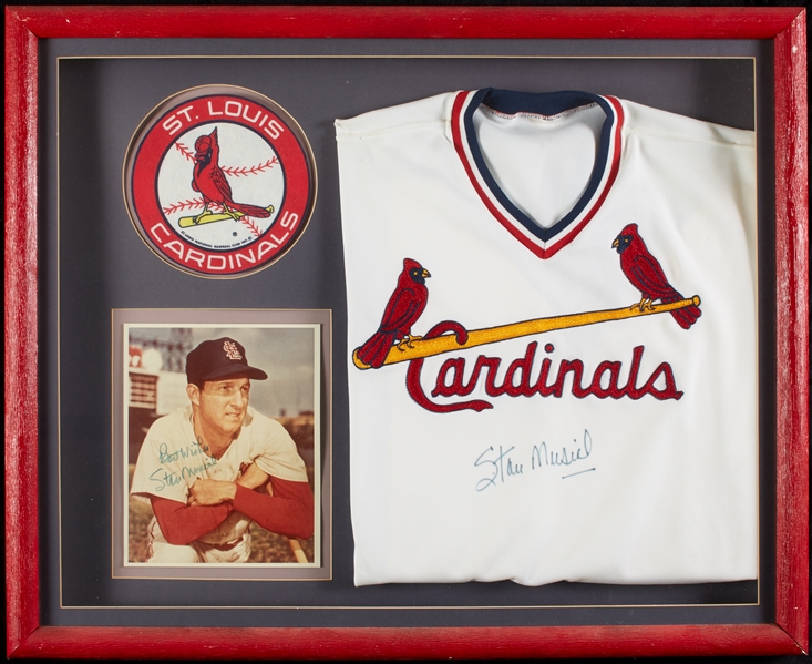 Stan Musial Signed Cardinals Jersey & Photo in Frame (BAS)