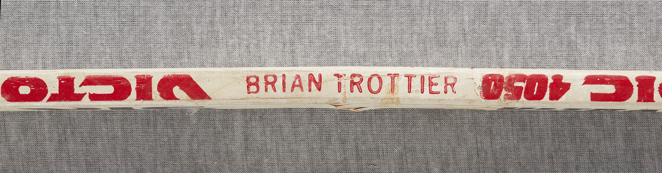 Bryan Trottier Signed & Game-Used Vic Hockey Stick (JSA)