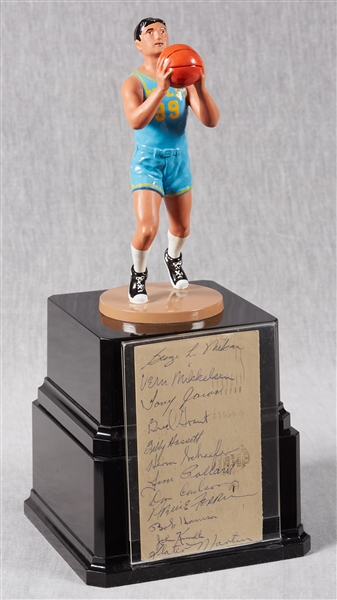 1949-50 Minneapolis Lakers NBA Champs Team-Signed GPC with George Mikan Hand-Painted Statue (12)