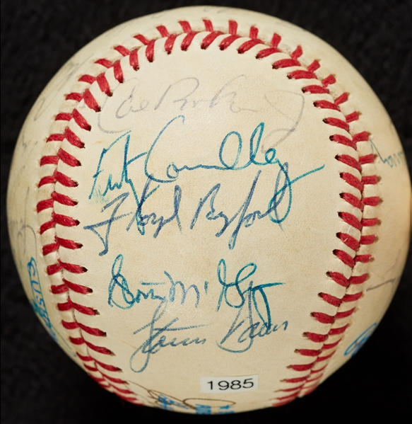 1985 Baltimore Orioles Team-Signed OAL Baseball (24)