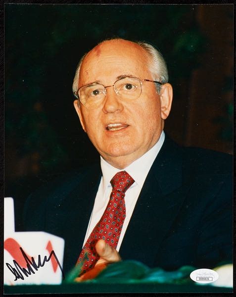Mikhail Gorbachev Signed 8x10 Photo (JSA)