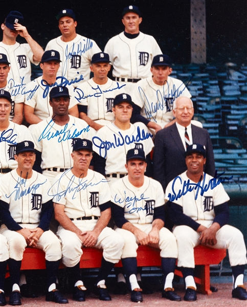 1968 Detroit Tigers World Champs Team-Signed 16x20 Framed Photo (24) (BAS)