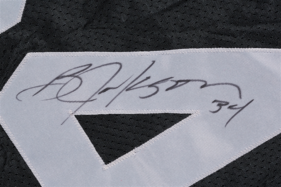 Bo Jackson Signed Raiders Jersey (PSA/DNA)