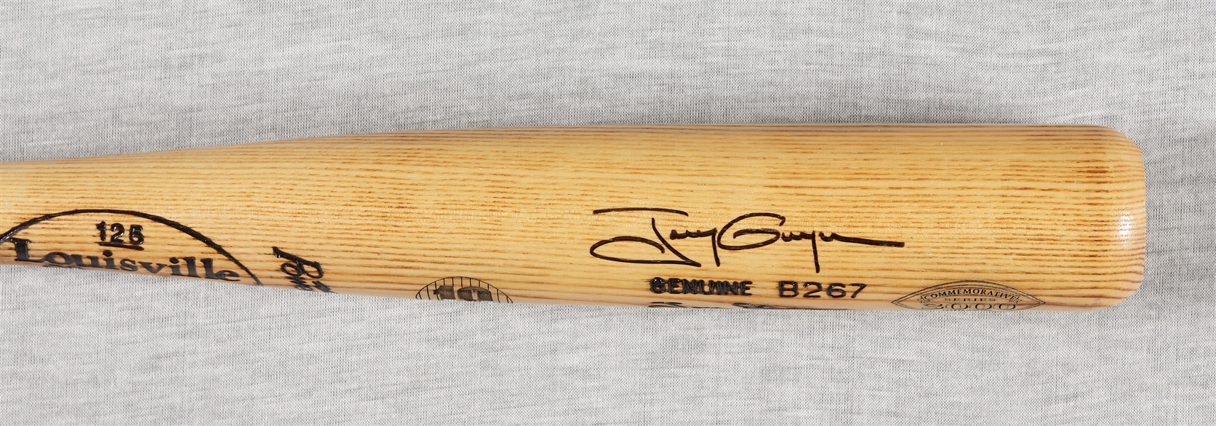 Tony Gwynn Signed Louisville Slugger Bat (BAS)