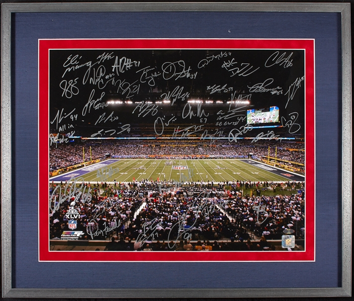 2011 NY Giants Super Bowl XLVI Champs Team-Signed 16x20 Framed Photo (38) (Steiner)