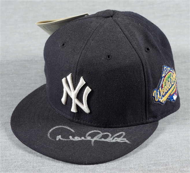 Derek Jeter Signed Yankees Cap (BAS)