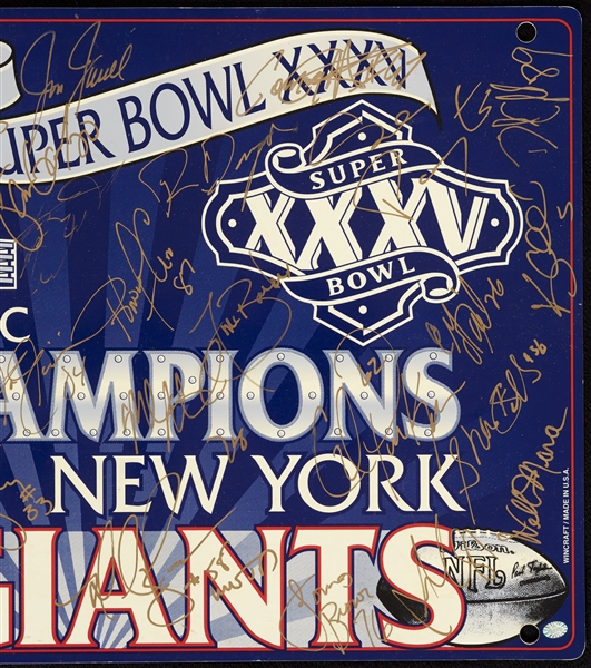 2000 New York Giants Super Bowl Champions Team-Signed Display with Wellington Mara (32) (BAS)