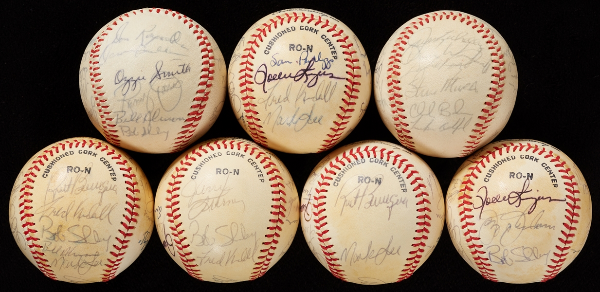 1978-79 San Diego Padres Team-Signed Baseball Group with Ozzie Smith Rookie (7)