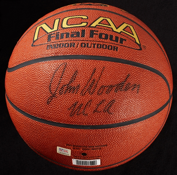John Wooden Signed NCAA Spalding Basketball (PSA/DNA)