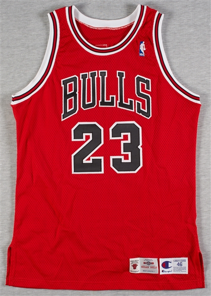 Michael Jordan Signed Chicago Bulls Jersey (UDA) (Graded BAS 9)