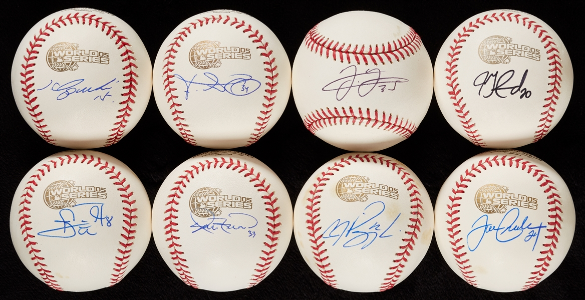 2005 Chicago White Sox Single-Signed World Series Baseball Group (75)
