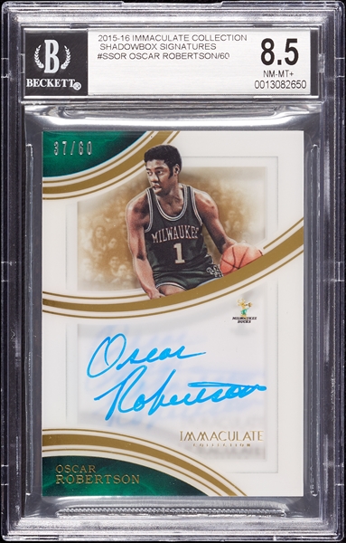 2015 Immaculate Collection Oscar Robertson Shadowbox Signatures (37/60) BGS 8.5 (AUTO 10)