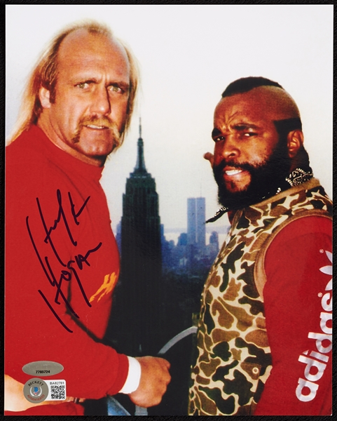 Hulk Hogan Signed 8x10 Photo (BAS)
