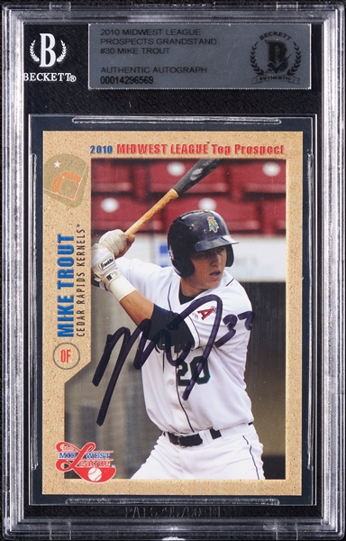 Mike Trout Signed 2010 Grandstand Midwest League Prospects RC No. 30 (BAS)