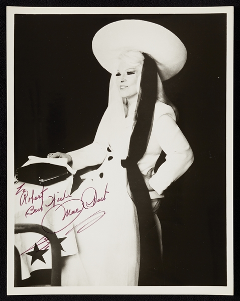 Mae West Signed 8x10 Photo (BAS)