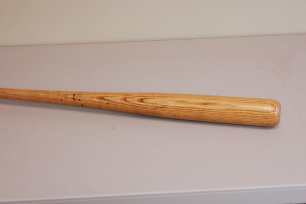 Willie McCovey Game-Used Bat Attributed to His 500th Home Run (PSA/DNA)