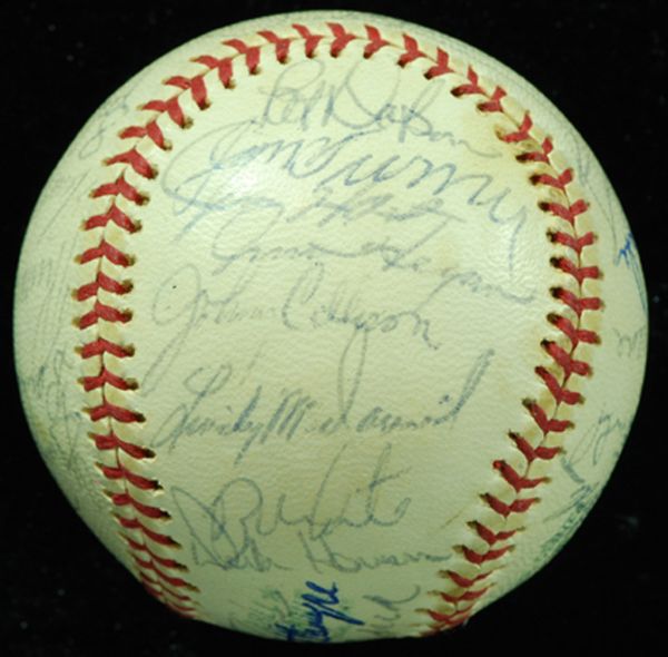 1973 New York Yankees Team-Signed Baseball (30 Signatures) with Munson (PSA/DNA)