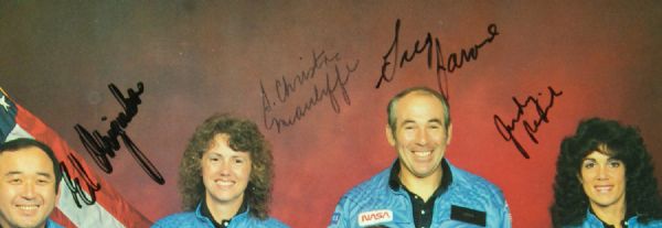 Space Shuttle Challenger Crew-Signed NASA 8x10 Photo (PSA/DNA)