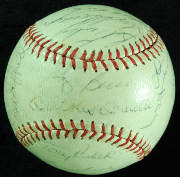 1962 New York Yankees Team-Signed Baseball (23 Signatures)