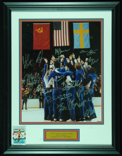 Miracle On Ice 1980 USA Hockey Team-Signed 16x20 Gold Medal Ceremony (PSA/DNA)