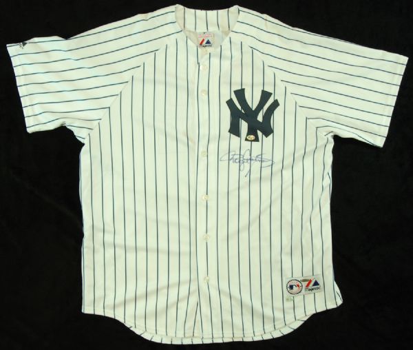 Roger Clemens Signed Yankees Jersey (PSA/DNA)