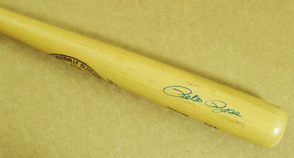 Pete Rose Signed Professional Model Louisville Slugger Bat