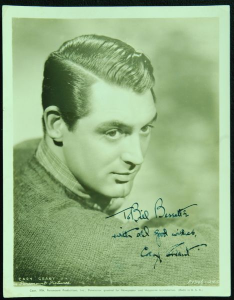 Cary Grant Signed 8x10 Photo (PSA/DNA)