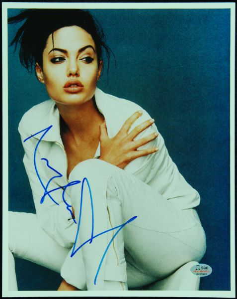 Angelina Jolie Signed 8x10 Photo (PSA/DNA)