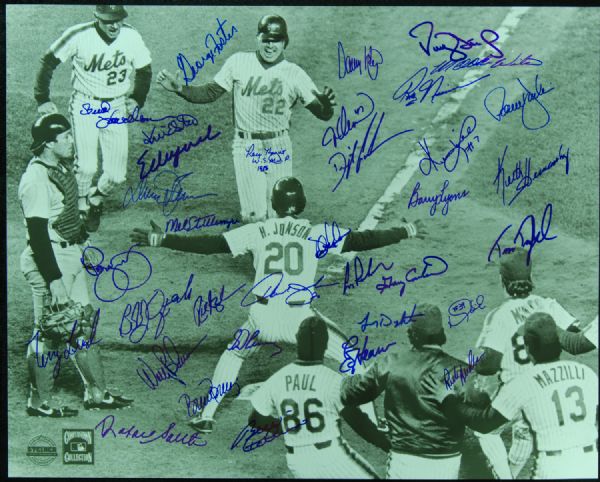 1986 New York Mets World Champions Team-Signed 16x20 Photo (30 Signatures)